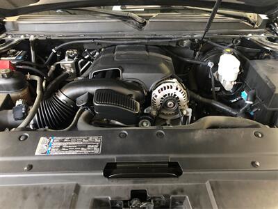2010 Chevrolet Suburban LS   - Photo 10 - Sacramento, CA 95825