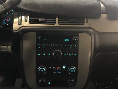 2010 Chevrolet Suburban LS   - Photo 11 - Sacramento, CA 95825
