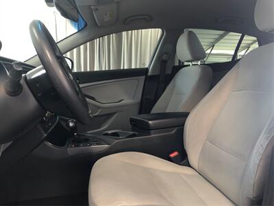 2015 Kia Optima LX   - Photo 9 - Sacramento, CA 95825