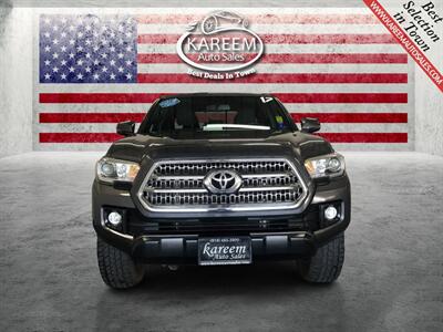2017 Toyota Tacoma TRD Off-Road   - Photo 2 - Sacramento, CA 95825