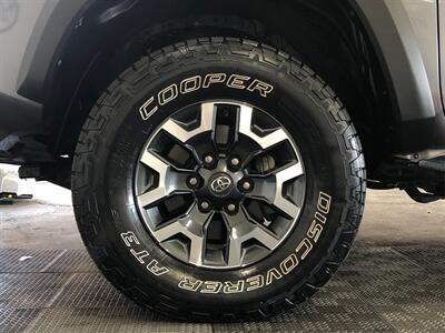 2017 Toyota Tacoma TRD Off-Road   - Photo 19 - Sacramento, CA 95825