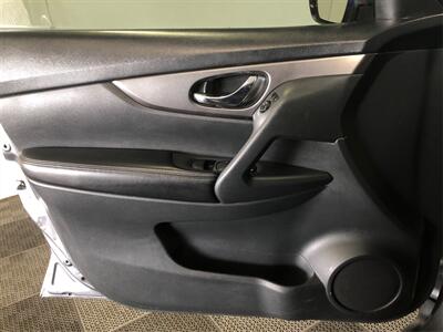 2015 Nissan Rogue S   - Photo 15 - Sacramento, CA 95825