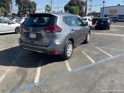 2020 Nissan Rogue S   - Photo 7 - Visalia, CA 93292