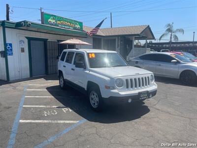 2014 Jeep Patriot Sport   - Photo 1 - Visalia, CA 93292