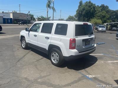 2014 Jeep Patriot Sport   - Photo 5 - Visalia, CA 93292