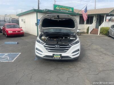 2018 Hyundai TUCSON SEL   - Photo 9 - Visalia, CA 93292