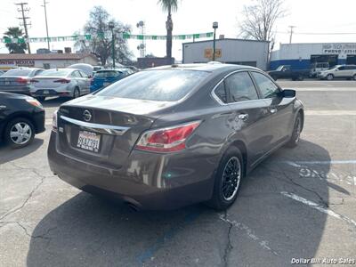 2015 Nissan Altima 2.5 S   - Photo 6 - Visalia, CA 93292