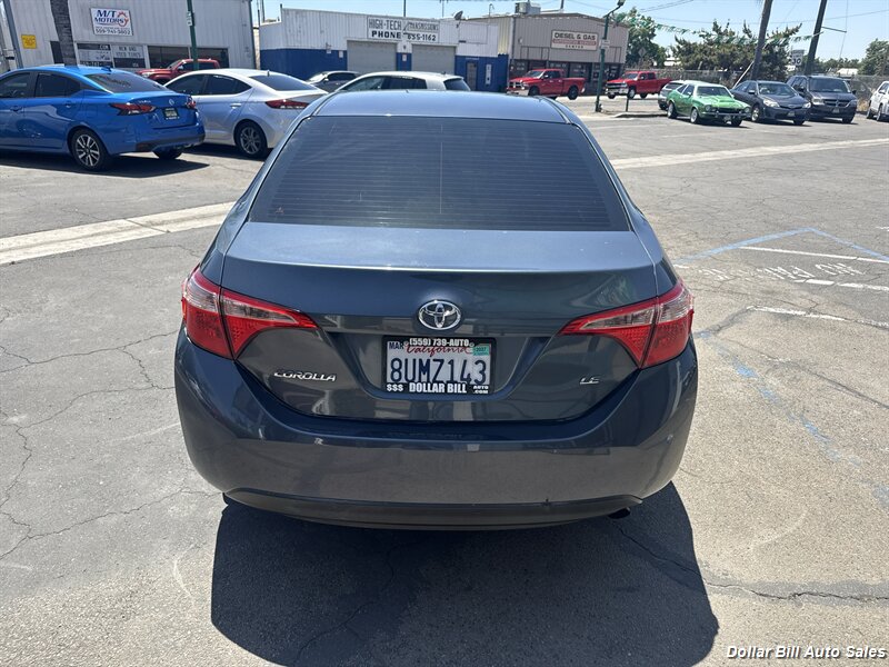 2017 Toyota Corolla LE - Photo 4 - Visalia, CA 93292
