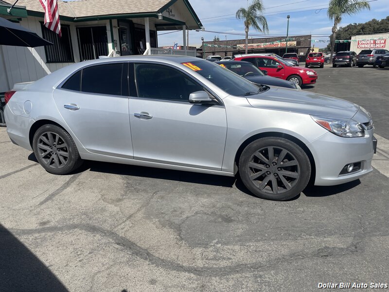 2016 Chevrolet Malibu Limited LTZ   - Photo 8 - Visalia, CA 93292