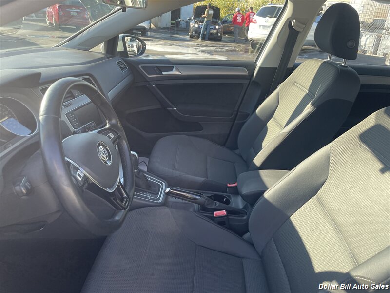 2016 Volkswagen Golf TSI S - Photo 10 - Visalia, CA 93292