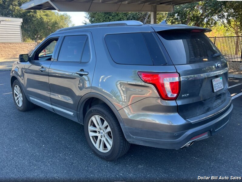 2018 Ford Explorer XLT - Photo 4 - Visalia, CA 93292