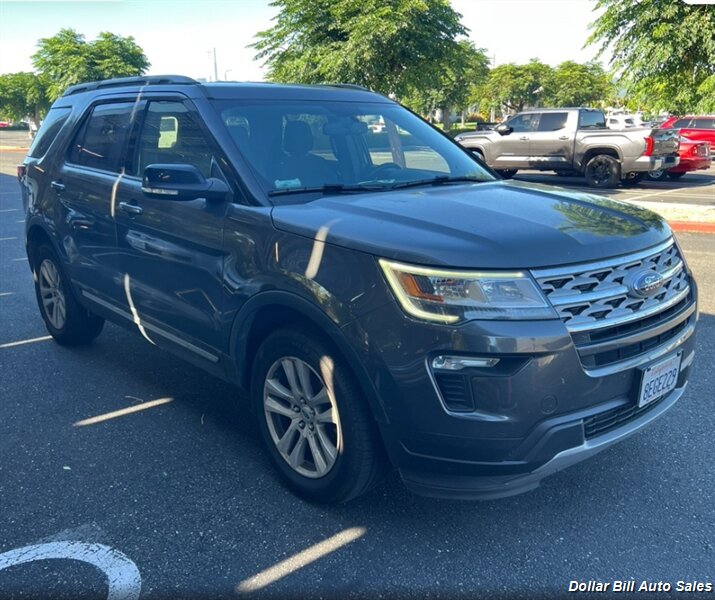 2018 Ford Explorer XLT - Photo 2 - Visalia, CA 93292