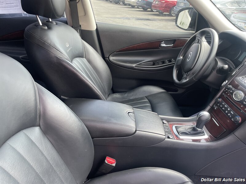 2011 INFINITI EX35 Journey   - Photo 14 - Visalia, CA 93292
