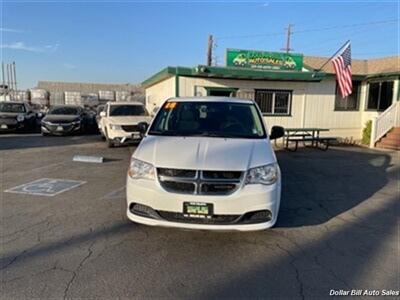 2018 Dodge Grand Caravan SE   - Photo 2 - Visalia, CA 93292