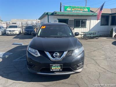 2016 Nissan Rogue S   - Photo 2 - Visalia, CA 93292