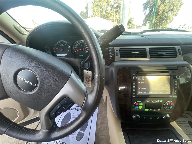 2012 GMC Yukon Denali   - Photo 8 - Visalia, CA 93292