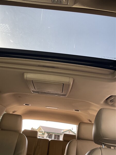 2012 GMC Yukon Denali   - Photo 9 - Visalia, CA 93292