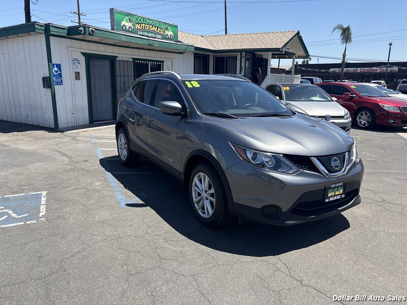 2018 Nissan Rogue Sport SV   - Photo 1 - Visalia, CA 93292