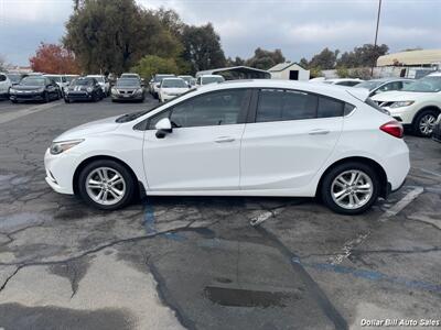 2018 Chevrolet Cruze LT Auto   - Photo 4 - Visalia, CA 93292