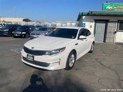 2018 Kia Optima LX   - Photo 3 - Visalia, CA 93292