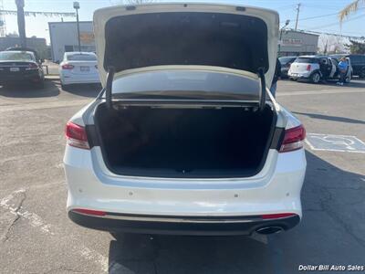 2018 Kia Optima LX   - Photo 12 - Visalia, CA 93292