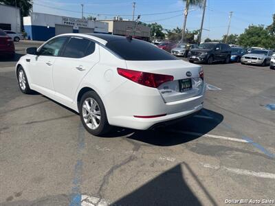 2013 Kia Optima EX   - Photo 5 - Visalia, CA 93292