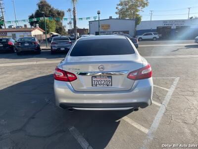 2017 Nissan Altima 2.5 S   - Photo 6 - Visalia, CA 93292