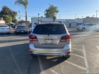 2020 Dodge Journey Crossroad   - Photo 6 - Visalia, CA 93292