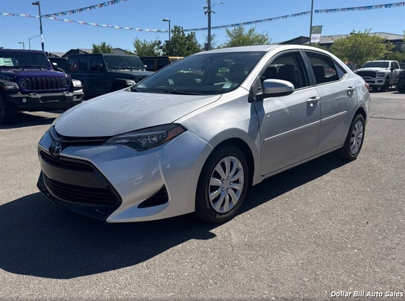 2018 Toyota Corolla LE   - Photo 1 - Visalia, CA 93292