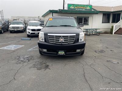 2014 Cadillac Escalade Luxury   - Photo 2 - Visalia, CA 93292