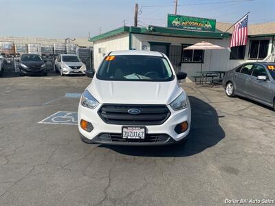 2017 Ford Escape S   - Photo 2 - Visalia, CA 93292