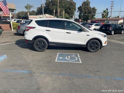 2017 Ford Escape S   - Photo 8 - Visalia, CA 93292