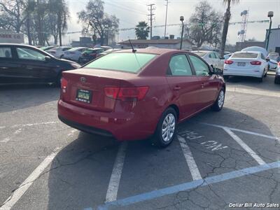 2013 Kia Forte EX   - Photo 7 - Visalia, CA 93292