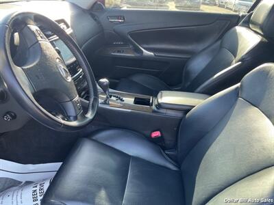 2010 Lexus IS 250C   - Photo 10 - Visalia, CA 93292