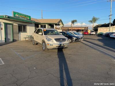 2012 Buick Enclave Premium   - Photo 1 - Visalia, CA 93292