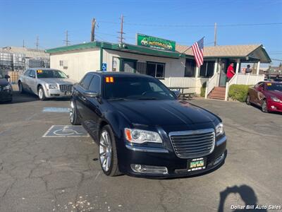 2011 Chrysler 300 Series Limited   - Photo 1 - Visalia, CA 93292