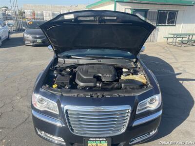 2011 Chrysler 300 Series Limited   - Photo 9 - Visalia, CA 93292