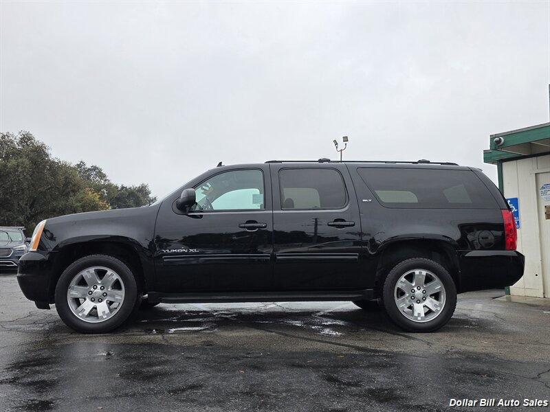 2014 GMC Yukon XL SLT - Photo 4 - Visalia, CA 93292