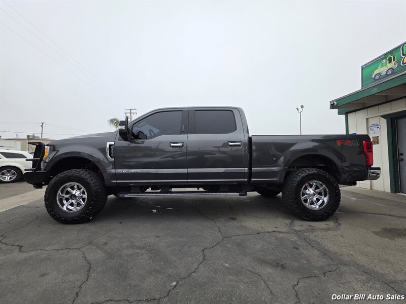 2017 Ford F-250 Super Duty XLT - Photo 4 - Visalia, CA 93292