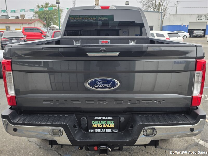 2017 Ford F-250 Super Duty XLT - Photo 6 - Visalia, CA 93292