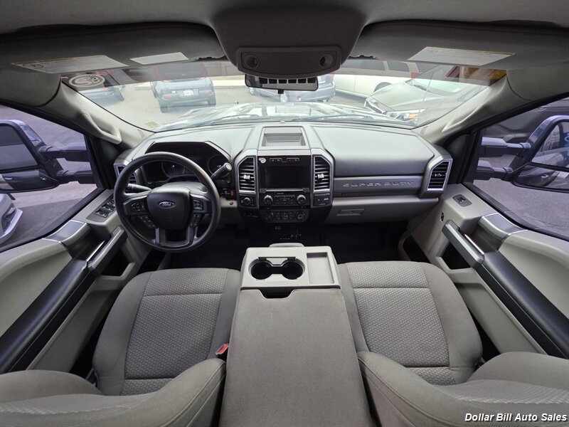 2017 Ford F-250 Super Duty XLT - Photo 13 - Visalia, CA 93292