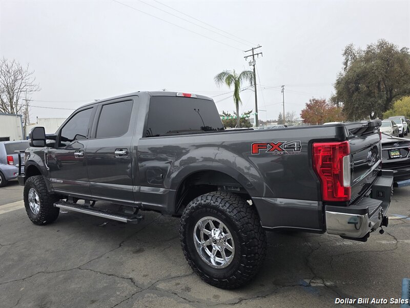 2017 Ford F-250 Super Duty XLT - Photo 5 - Visalia, CA 93292