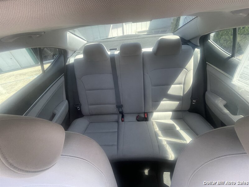 2018 Hyundai ELANTRA Value Edition - Photo 8 - Visalia, CA 93292