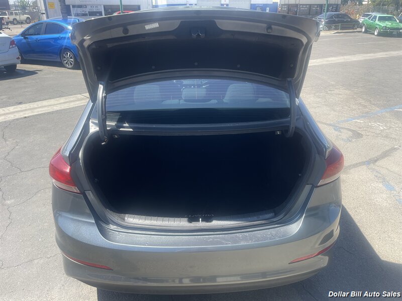 2018 Hyundai ELANTRA Value Edition - Photo 5 - Visalia, CA 93292