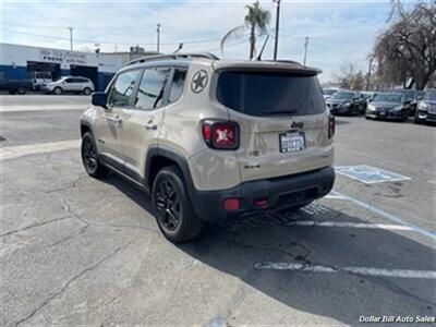 2017 Jeep Renegade Trailhawk   - Photo 5 - Visalia, CA 93292