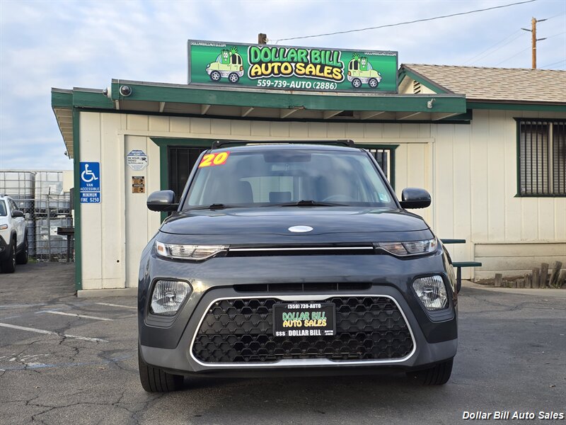 2020 Kia Soul LX - Photo 2 - Visalia, CA 93292