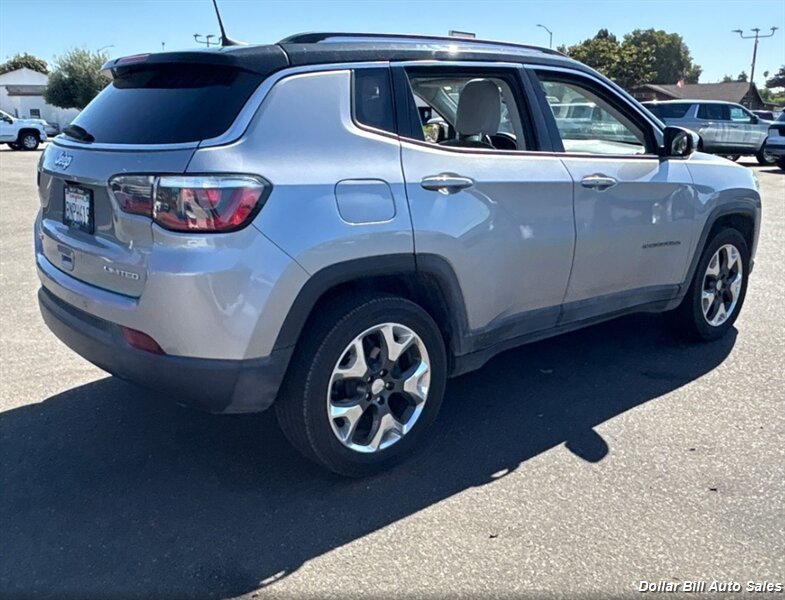 2017 Jeep Compass Limited - Photo 3 - Visalia, CA 93292