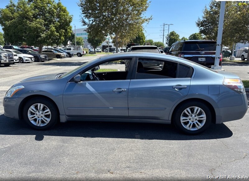2012 Nissan Altima 2.5 S - Photo 2 - Visalia, CA 93292