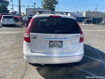 2012 Hyundai ELANTRA Touring SE   - Photo 6 - Visalia, CA 93292