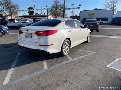 2015 Kia Optima EX   - Photo 7 - Visalia, CA 93292